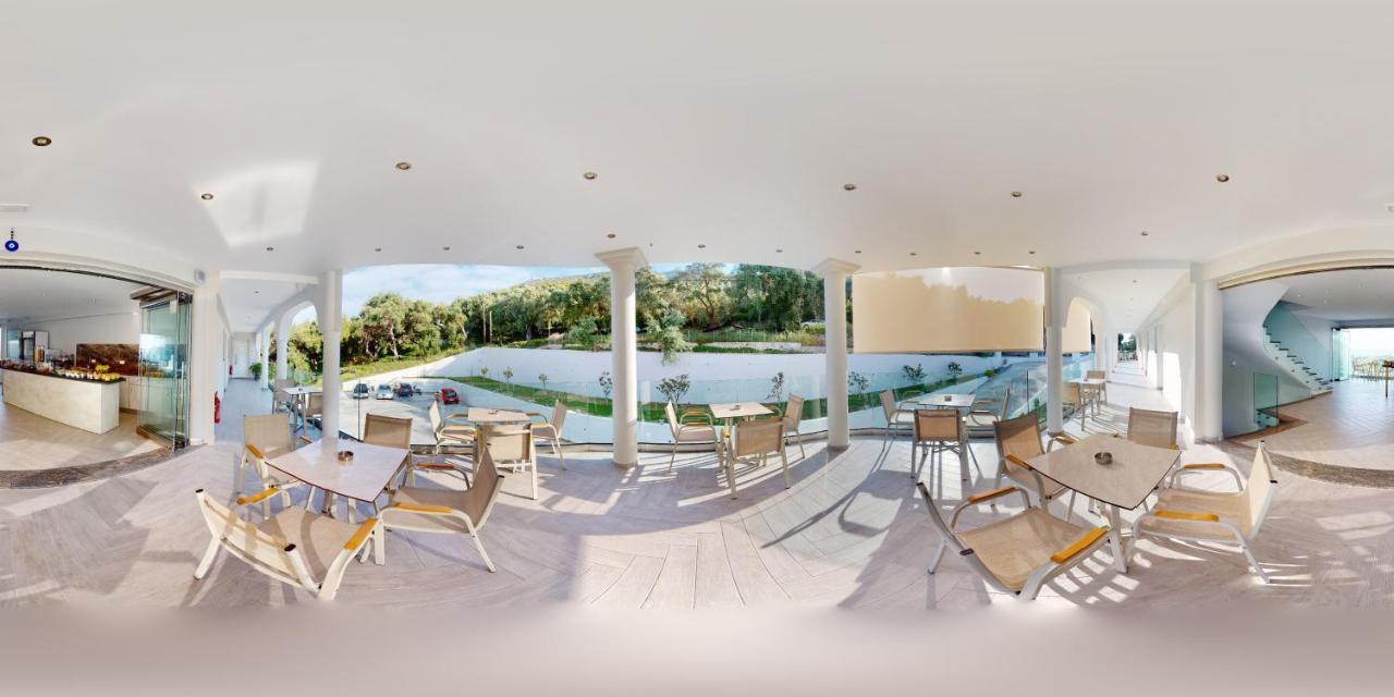 Hotel Golden Lion Parga Esterno foto