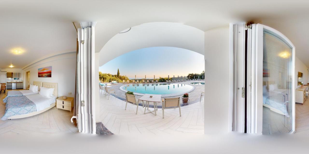 Hotel Golden Lion Parga Esterno foto