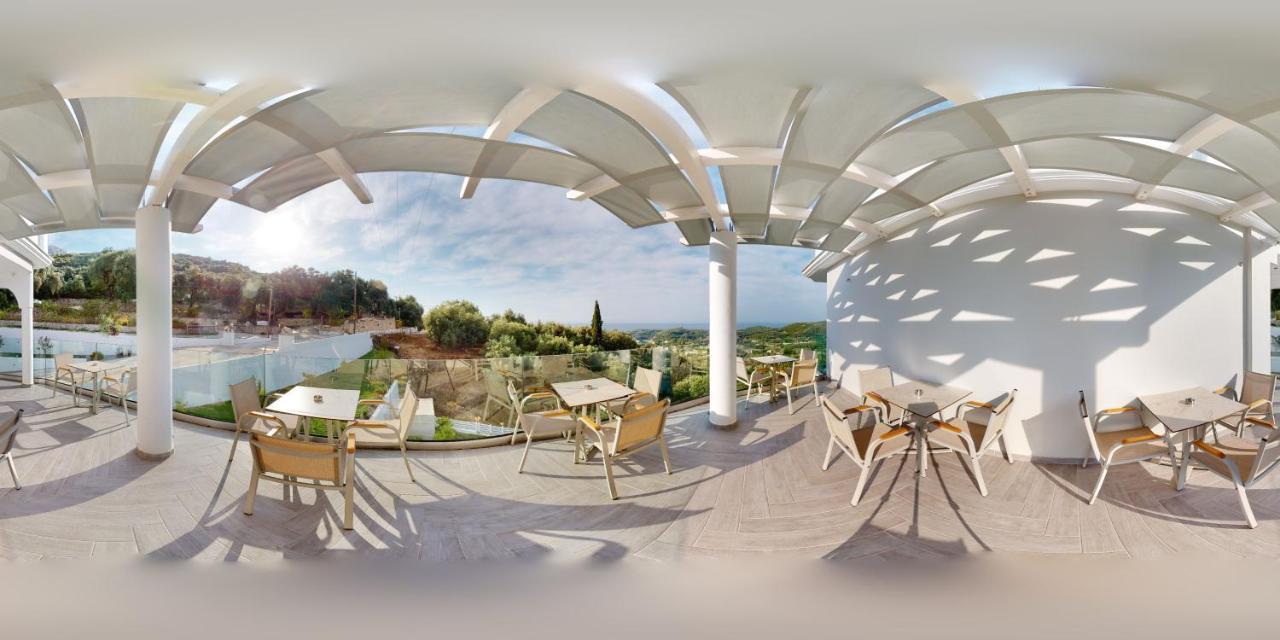 Hotel Golden Lion Parga Esterno foto