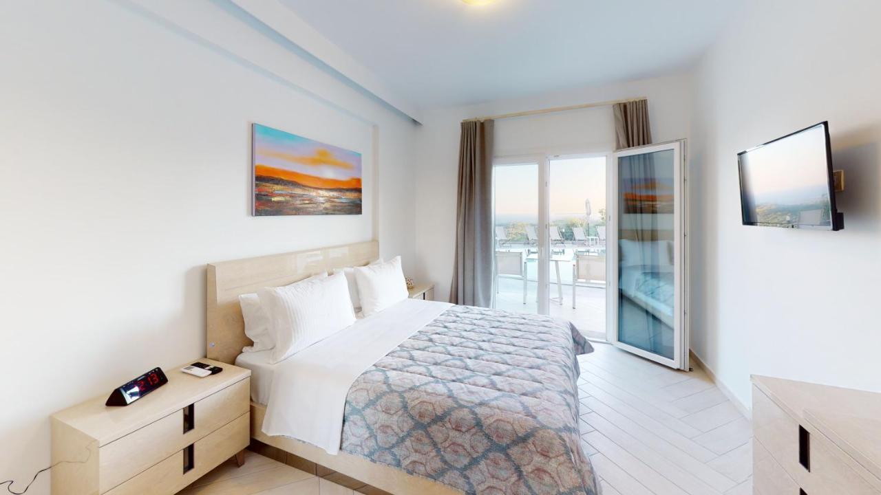 Hotel Golden Lion Parga Esterno foto
